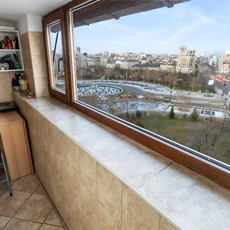 Comuna Penthouse Ultracentral Hostel Bükreş
